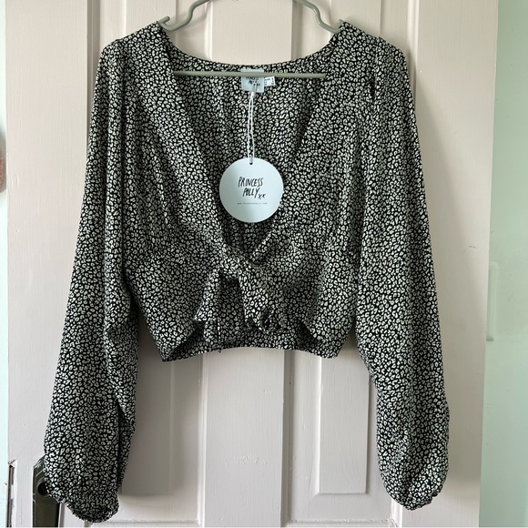 🆕 Princess Polly New Mood Top - Picture 1 of 8